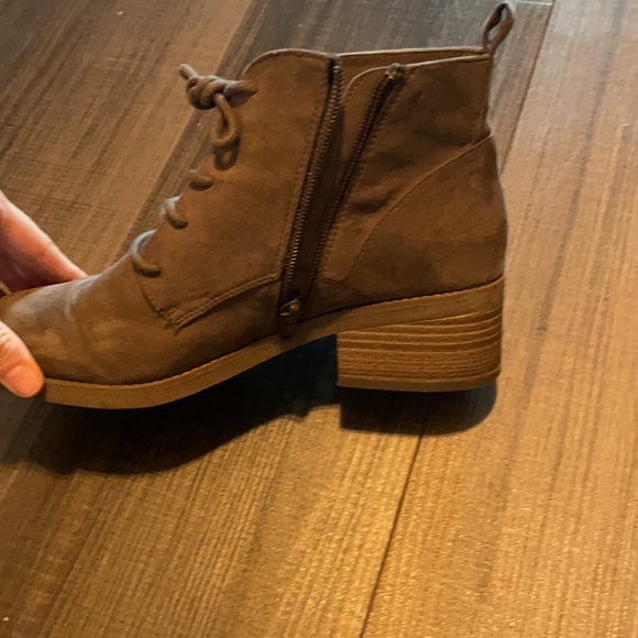 Style and co brown booties - Picture 2 of 4